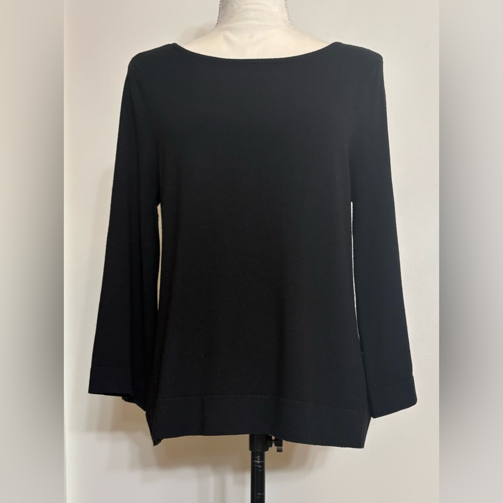 Chico’s Black Bell Sleeve Top Sz M/1